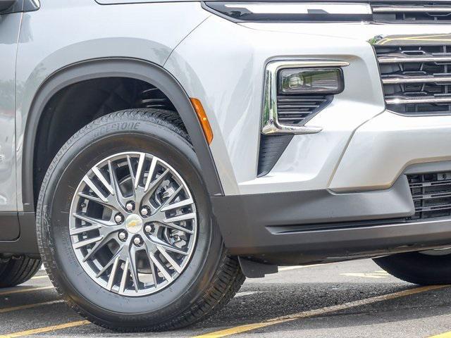 new 2025 Chevrolet Traverse car, priced at $41,424