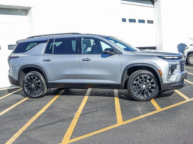 new 2025 Chevrolet Traverse car, priced at $52,280