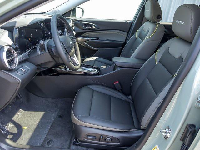 new 2025 Chevrolet Trax car, priced at $26,564