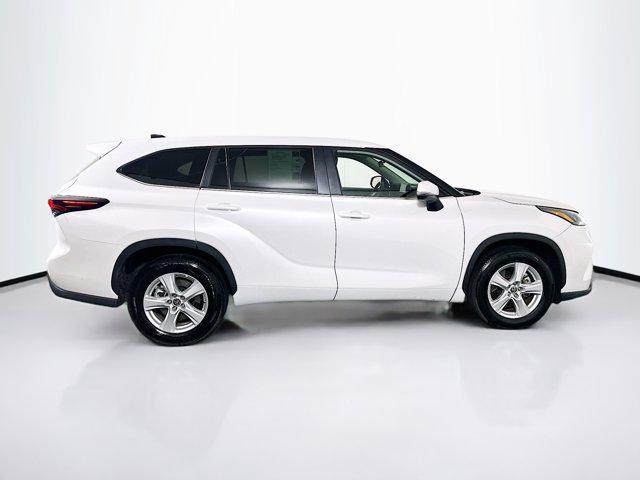 used 2024 Toyota Highlander car, priced at $34,739