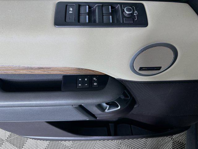 used 2017 Land Rover Discovery car, priced at $17,399