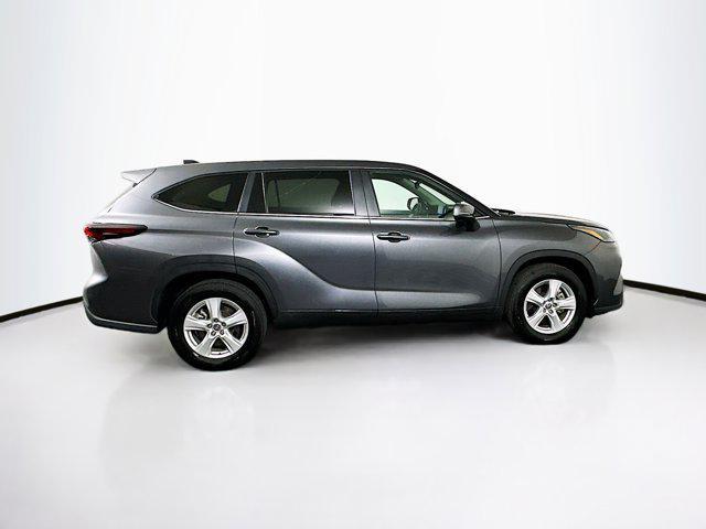 used 2024 Toyota Highlander car, priced at $34,999