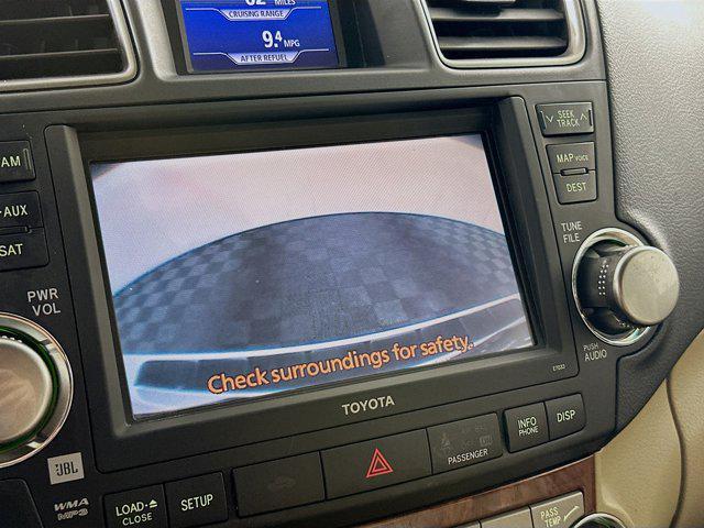 used 2012 Toyota Highlander car, priced at $12,899