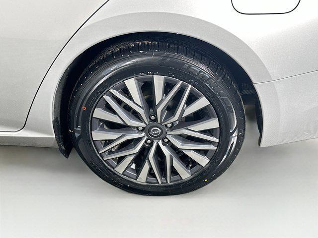 used 2023 Nissan Altima car, priced at $21,297
