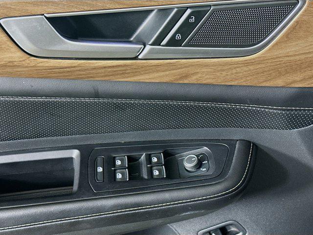 used 2024 Volkswagen Atlas car, priced at $29,997