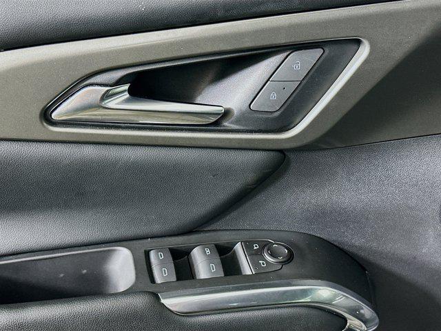 used 2024 Chevrolet Traverse car, priced at $33,797