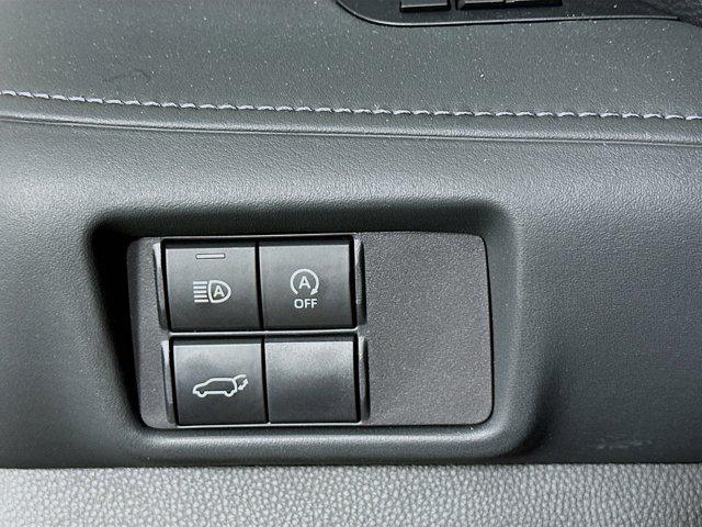 used 2025 Toyota Highlander car, priced at $45,797