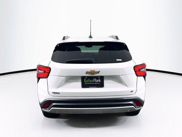 used 2024 Chevrolet Trax car, priced at $20,997