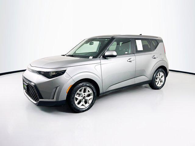 used 2024 Kia Soul car, priced at $16,487
