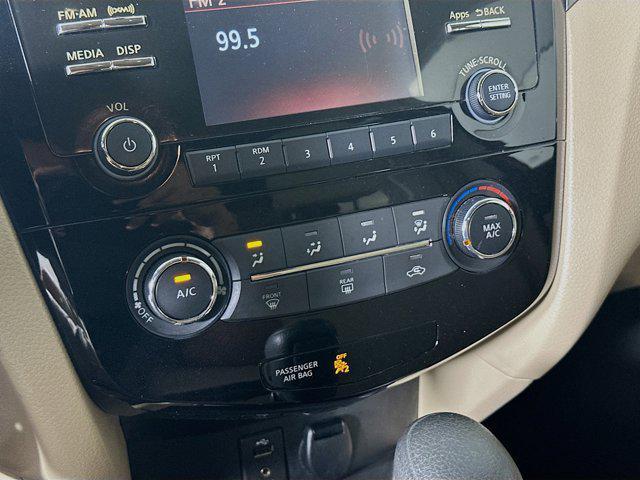 used 2016 Nissan Rogue car, priced at $10,999