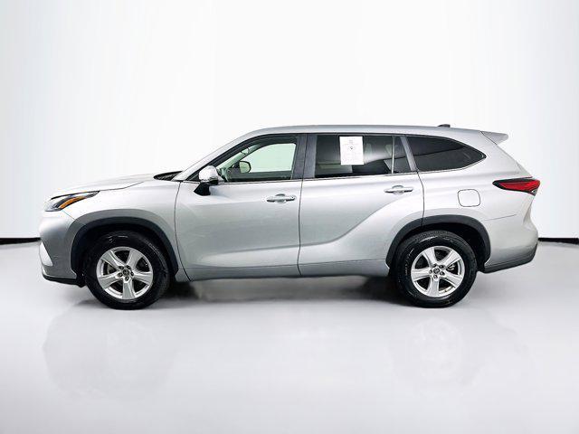 used 2023 Toyota Highlander car, priced at $31,389