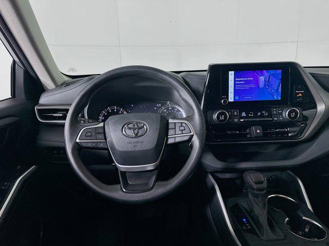 used 2023 Toyota Highlander car, priced at $31,389