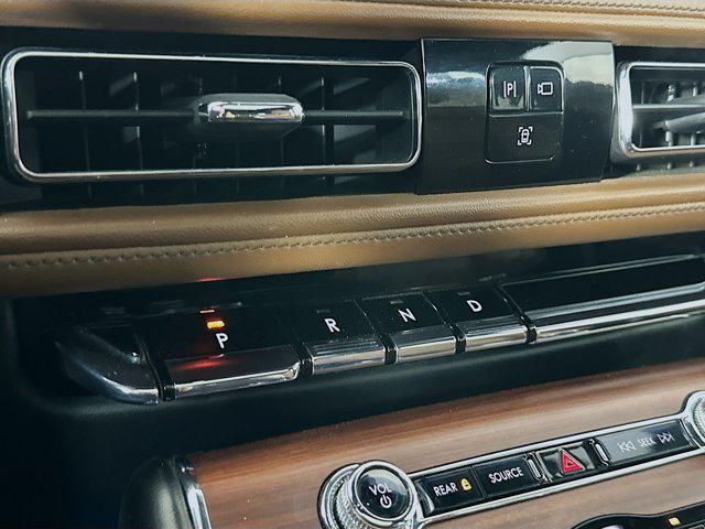 used 2023 Lincoln Aviator car, priced at $40,999