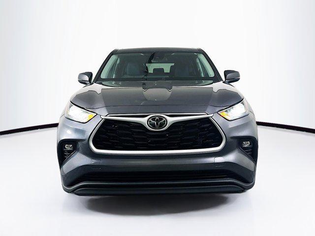used 2024 Toyota Highlander car, priced at $36,697