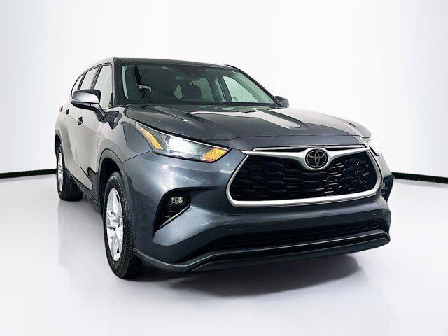 used 2024 Toyota Highlander car, priced at $36,697