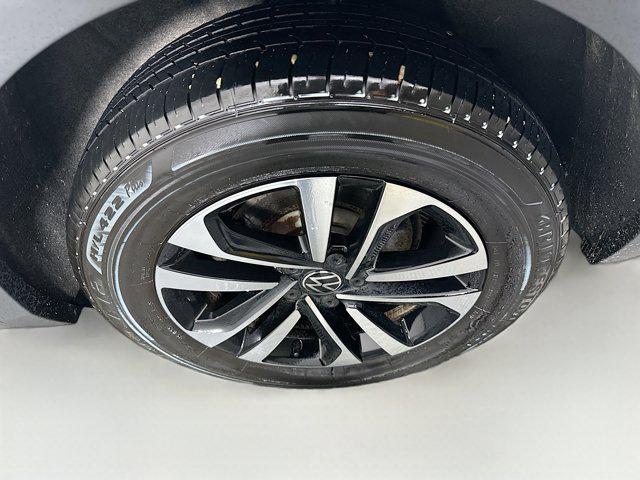 used 2024 Volkswagen Tiguan car, priced at $19,696