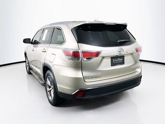 used 2014 Toyota Highlander car, priced at $16,299