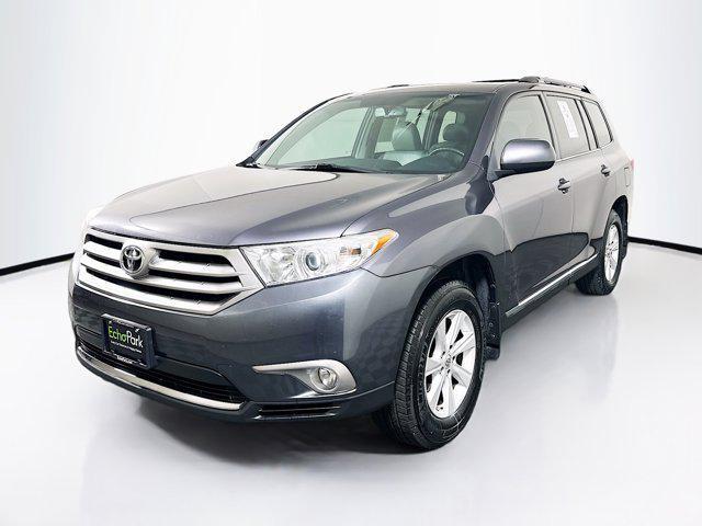 used 2013 Toyota Highlander car, priced at $11,999