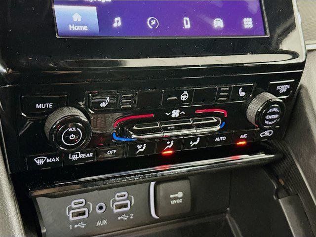 used 2024 Jeep Grand Cherokee car, priced at $29,997