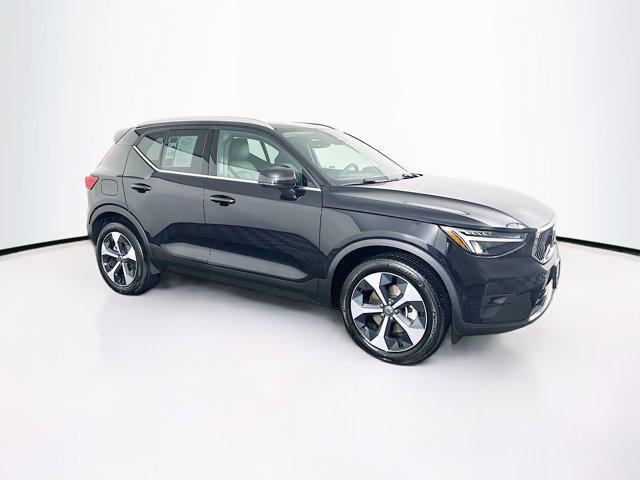 used 2025 Volvo XC40 car, priced at $28,997