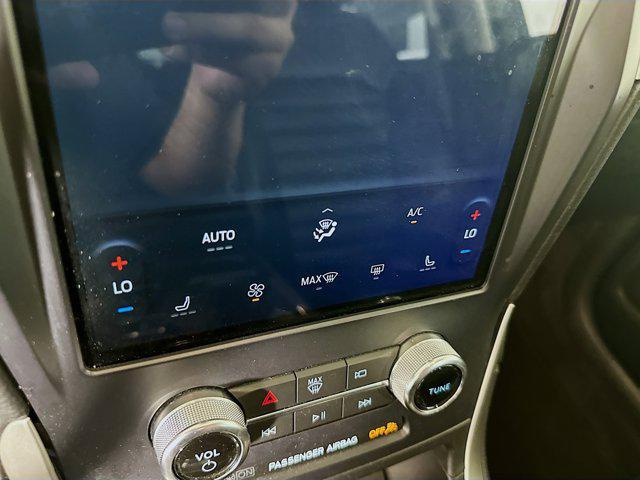 used 2023 Ford Edge car, priced at $20,797