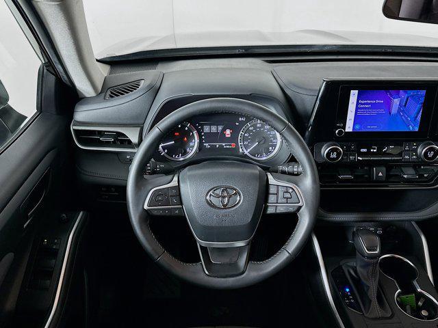 used 2024 Toyota Highlander car, priced at $34,339