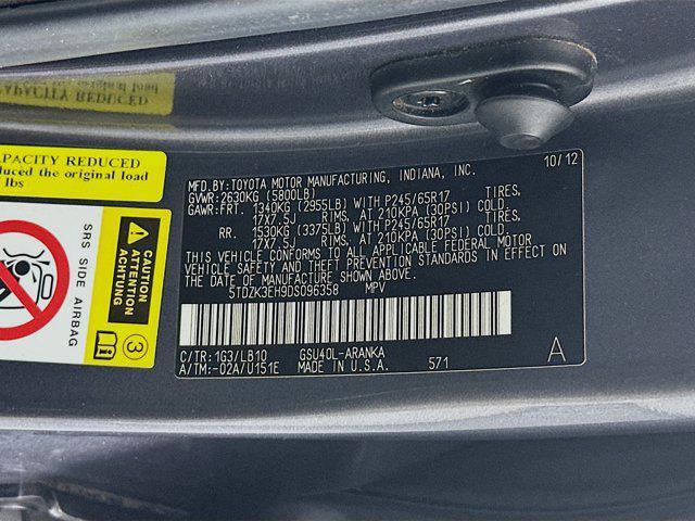 used 2013 Toyota Highlander car, priced at $13,899