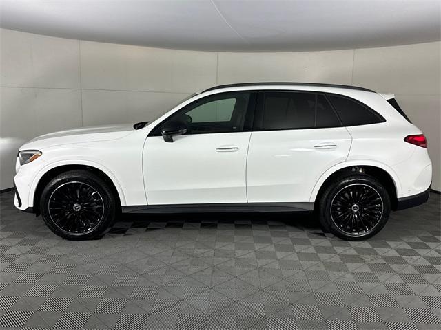 new 2024 Mercedes-Benz GLC 300 car, priced at $59,345