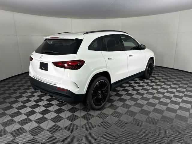 new 2025 Mercedes-Benz GLA 250 car, priced at $54,690