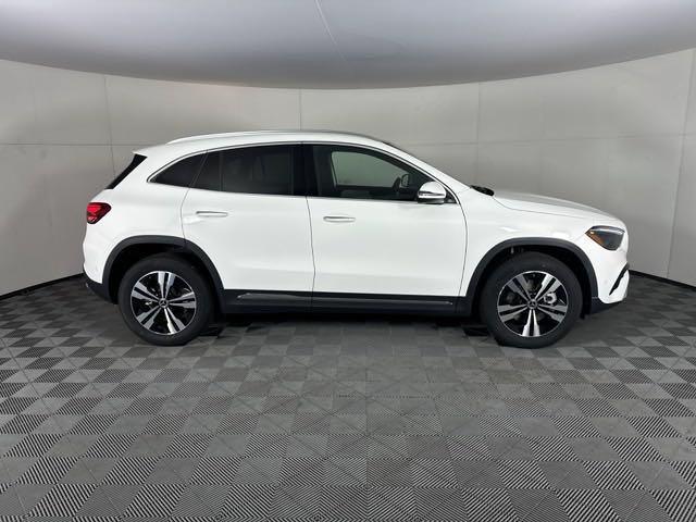 new 2025 Mercedes-Benz GLA 250 car, priced at $47,650