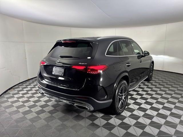 new 2024 Mercedes-Benz GLC 300 car, priced at $60,665