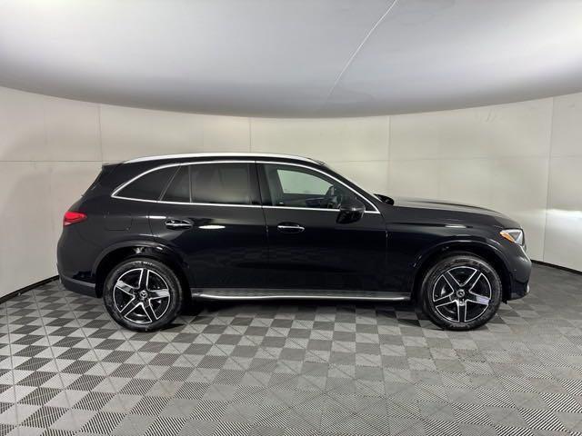 new 2024 Mercedes-Benz GLC 300 car, priced at $60,665