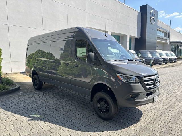 new 2025 Mercedes-Benz Sprinter 2500 car, priced at $85,967