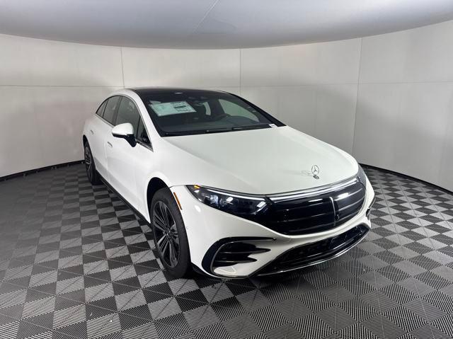 new 2025 Mercedes-Benz EQS 450 car, priced at $111,135