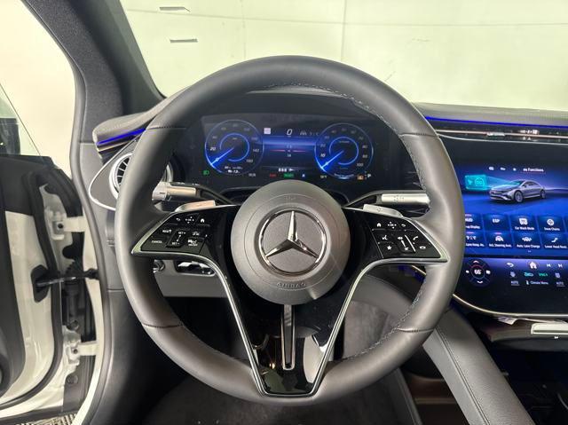 new 2025 Mercedes-Benz EQS 450 car, priced at $111,135