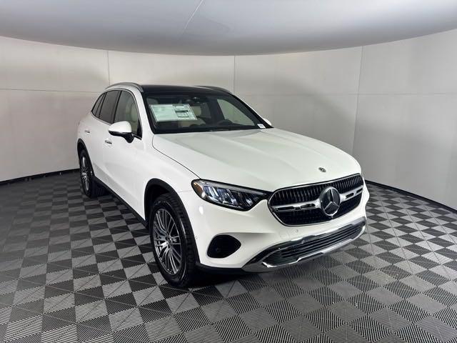 new 2025 Mercedes-Benz GLC 300 car, priced at $54,885