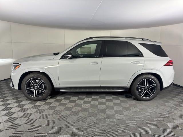 used 2025 Mercedes-Benz GLE 580 car, priced at $97,000