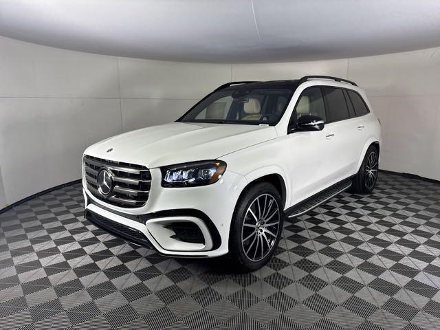 new 2025 Mercedes-Benz GLS 450 car, priced at $102,710