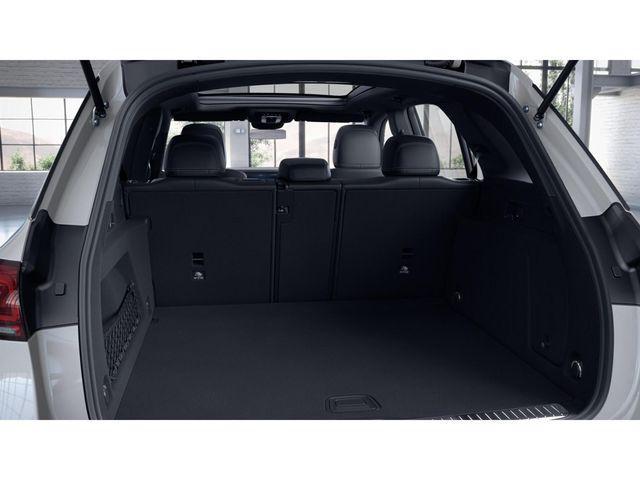 used 2023 Mercedes-Benz GLE 350 car, priced at $60,000