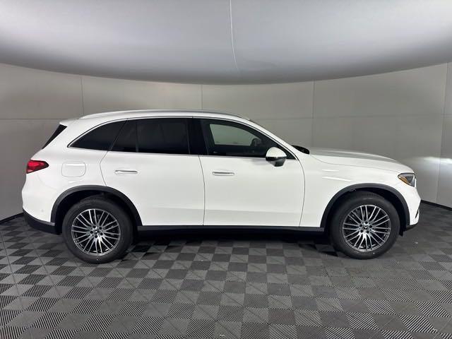 new 2025 Mercedes-Benz GLC 300 car, priced at $51,035