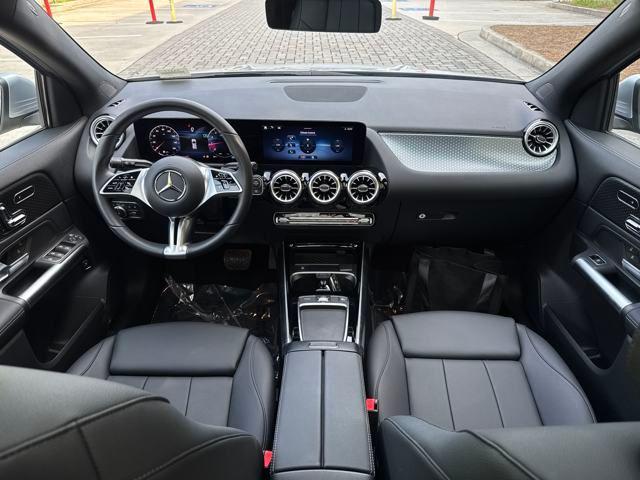 used 2025 Mercedes-Benz GLA 250 car, priced at $42,000
