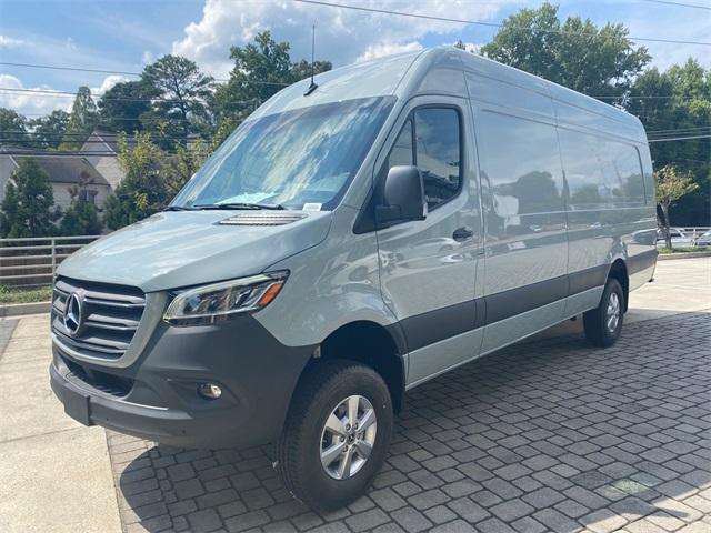 new 2024 Mercedes-Benz Sprinter 2500 car, priced at $87,922