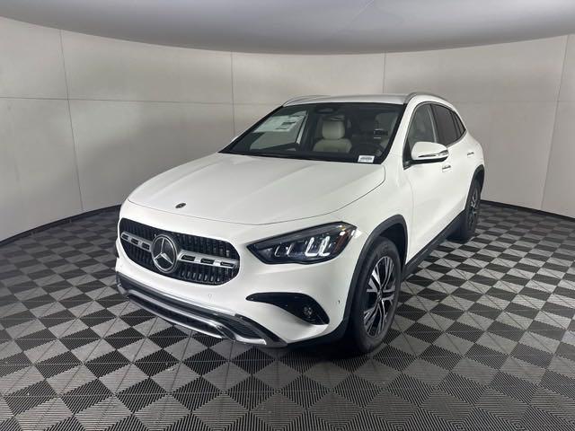 new 2025 Mercedes-Benz GLA 250 car, priced at $44,345