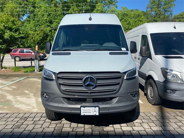 new 2024 Mercedes-Benz Sprinter 2500 car, priced at $81,105