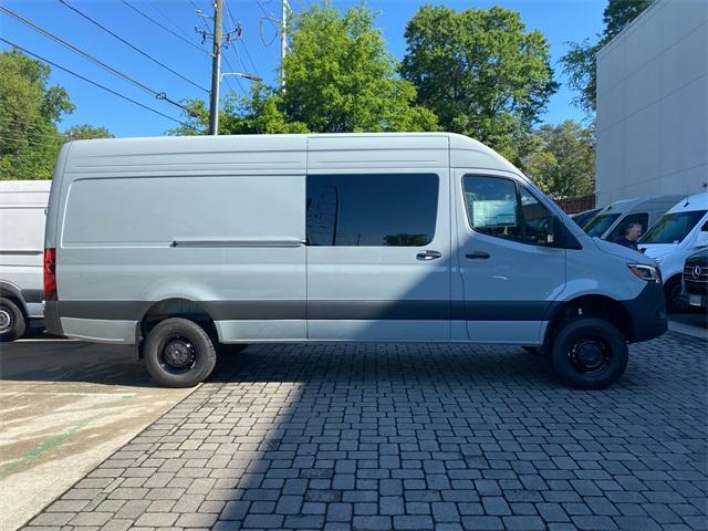 new 2024 Mercedes-Benz Sprinter 2500 car, priced at $81,105