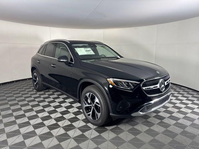 new 2025 Mercedes-Benz GLC 350e car, priced at $63,155