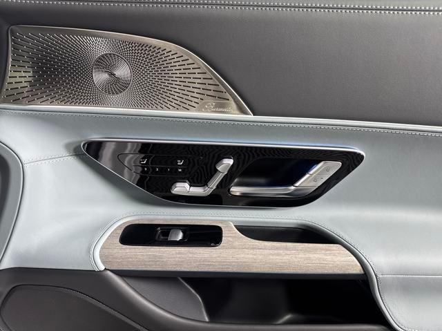 new 2025 Mercedes-Benz AMG SL 43 car, priced at $123,660