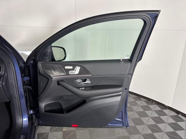 new 2025 Mercedes-Benz AMG GLE 53 car, priced at $105,110