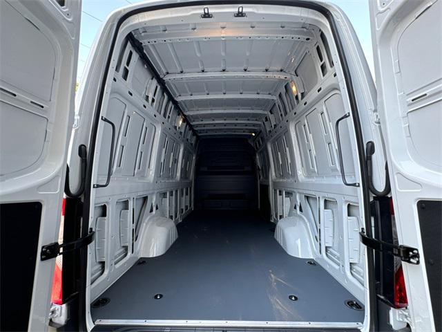 new 2024 Mercedes-Benz Sprinter 2500 car, priced at $80,961