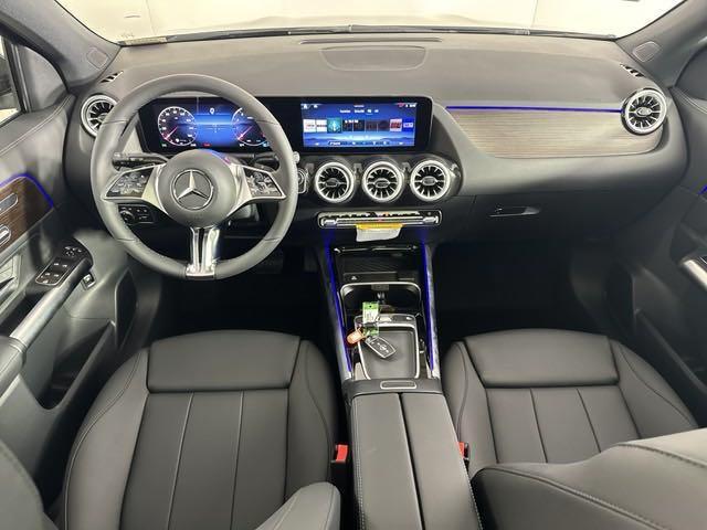 new 2025 Mercedes-Benz GLA 250 car, priced at $50,935